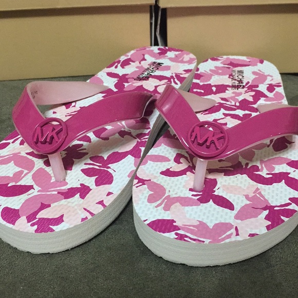 New Micheal Micheal Kors Flip Flops - Picture 3 of 8
